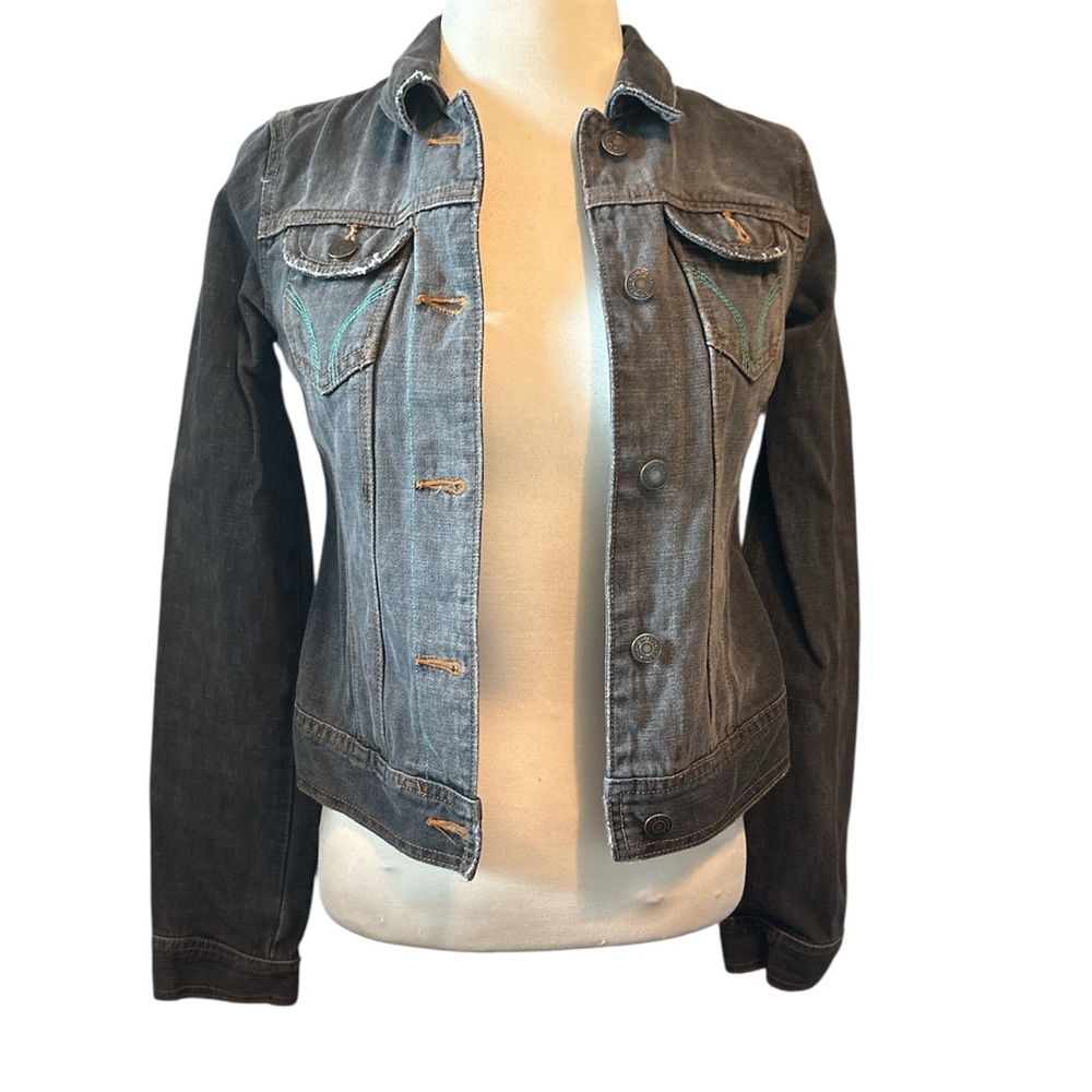 Hollister denim jacket button down front long sleeves w/button 100% cotton Sz S